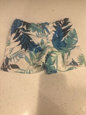 Boys 18 month White Tropical Leaf Print Shorts swim trunks